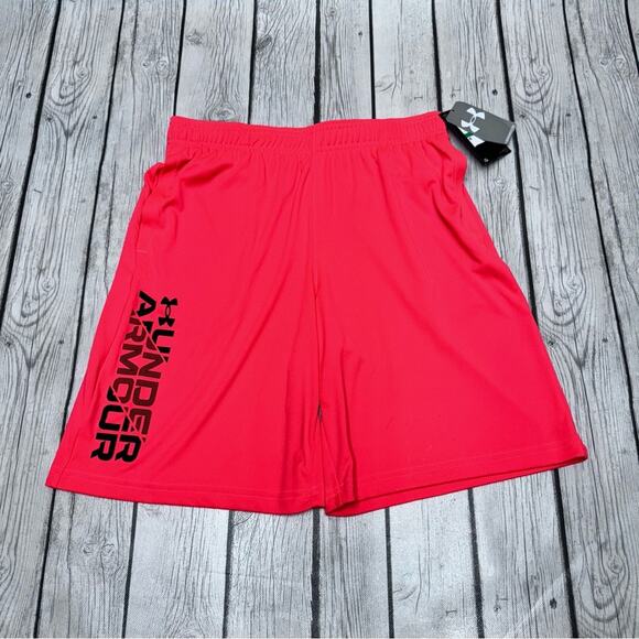 NWT Boys Under Armour Gym Shorts Size Youth Large - Picture 1 of 3